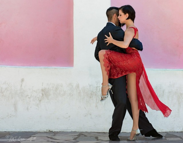 Станцевать танго на улицах Буэнос-Айреса