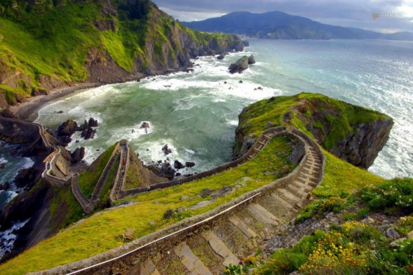 Атлантическое побережье Испании—аристократизм и романтика северных провинций.