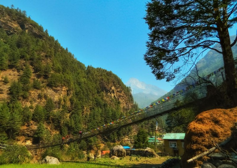 Треккинг под Эверест