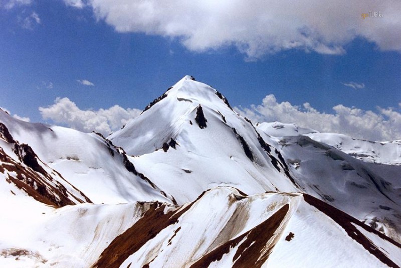 Пик молодая гвардия (н-4398,3)