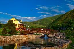 Ауыл Тау (Home Club)