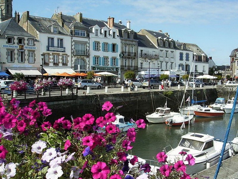 Цены на туры во Францию  с вылетом из Алматы