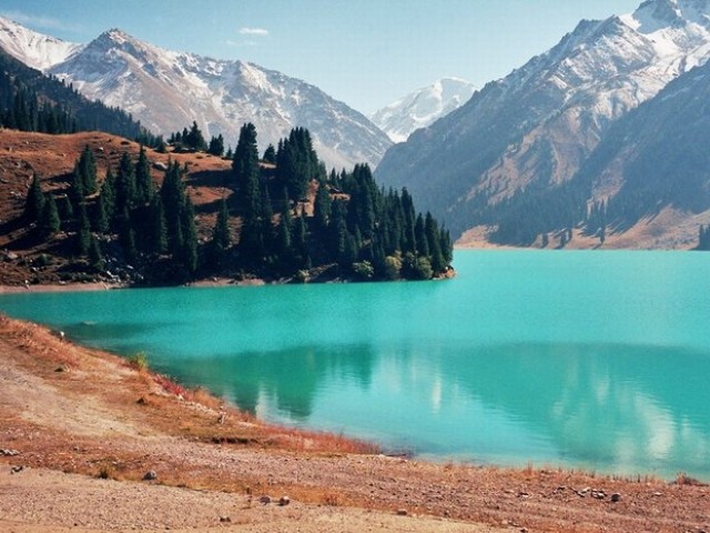 Большое Алматинское озеро из Алматы