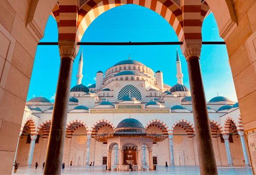 Как забронировать горящий тур